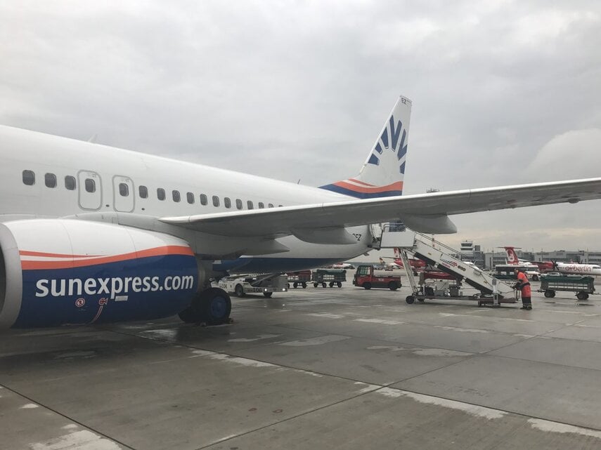 Antalya nach Düsseldorf – Economy Class Antalya nach Düsseldorf – Economy Class