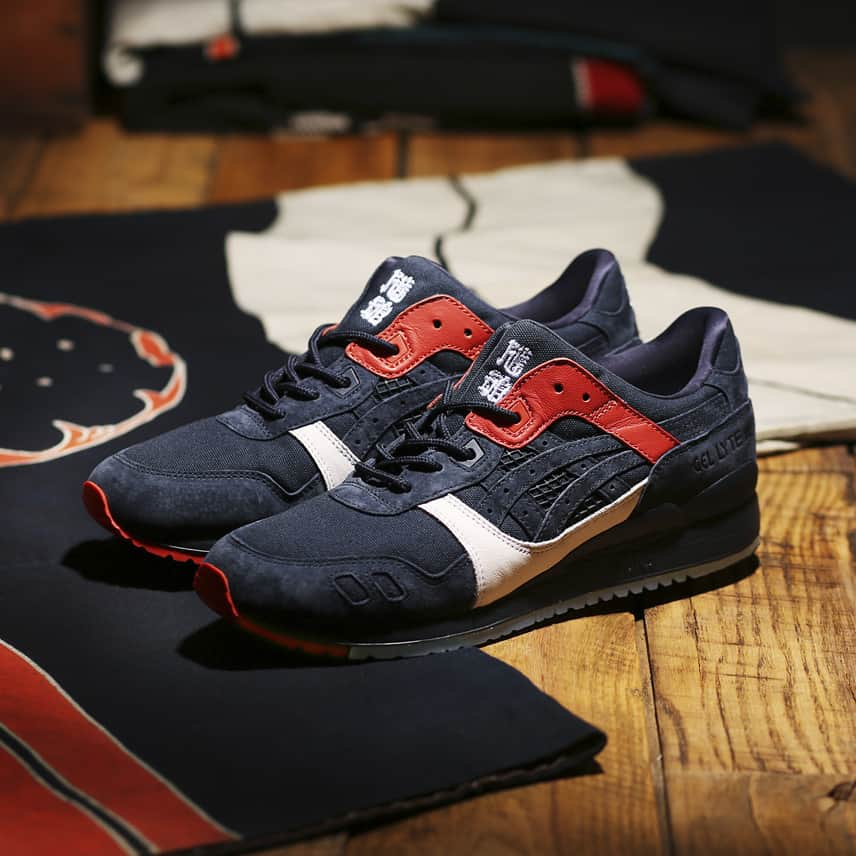 KICKS LAB x ASICS GEL lyte III “Hikeshi Hanten” front