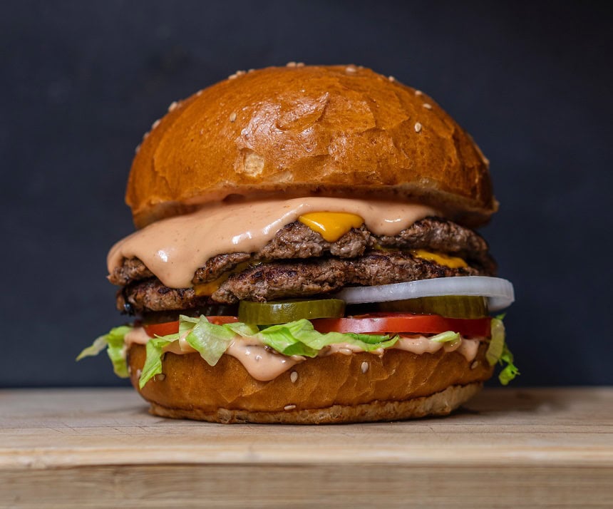 Bei Mammam Burger kann man gut essen bestellen.