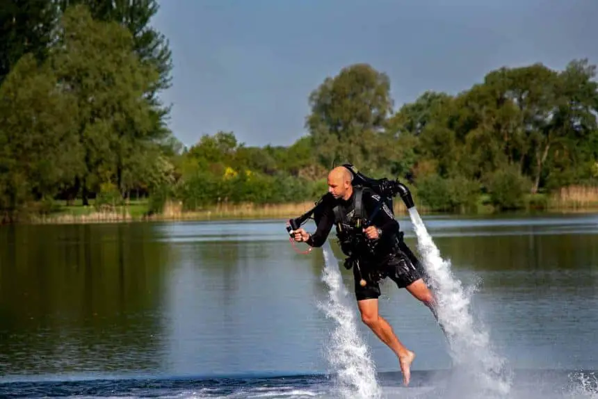 Cancún, Mexiko - 40 Aktivitäten für Deinen Urlaub 17 Aktivitäten in Cancún, Mexiko - Jetpack in der Lagune