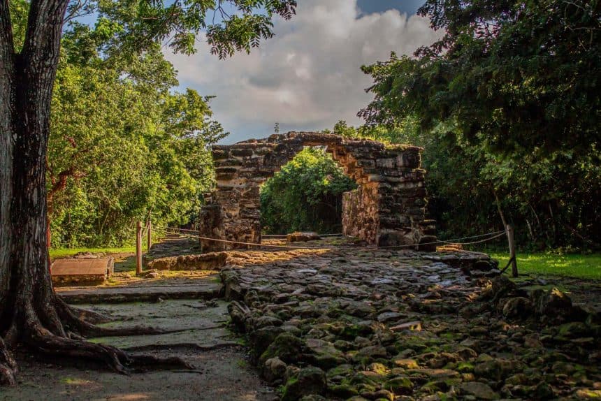 10 Great things to do in Cozumel, Mexico 3 Cozumel Mayan Ruins - San Gervasio