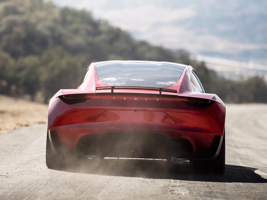 Elon Musk kündigt den Tesla Roadster für 2020 an 2 Elon Musk kündigt den Tesla Roadster für 2020 an 1