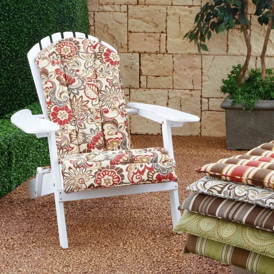 CHAIR SHAPE DEEP SEAT PATIO IDEAS