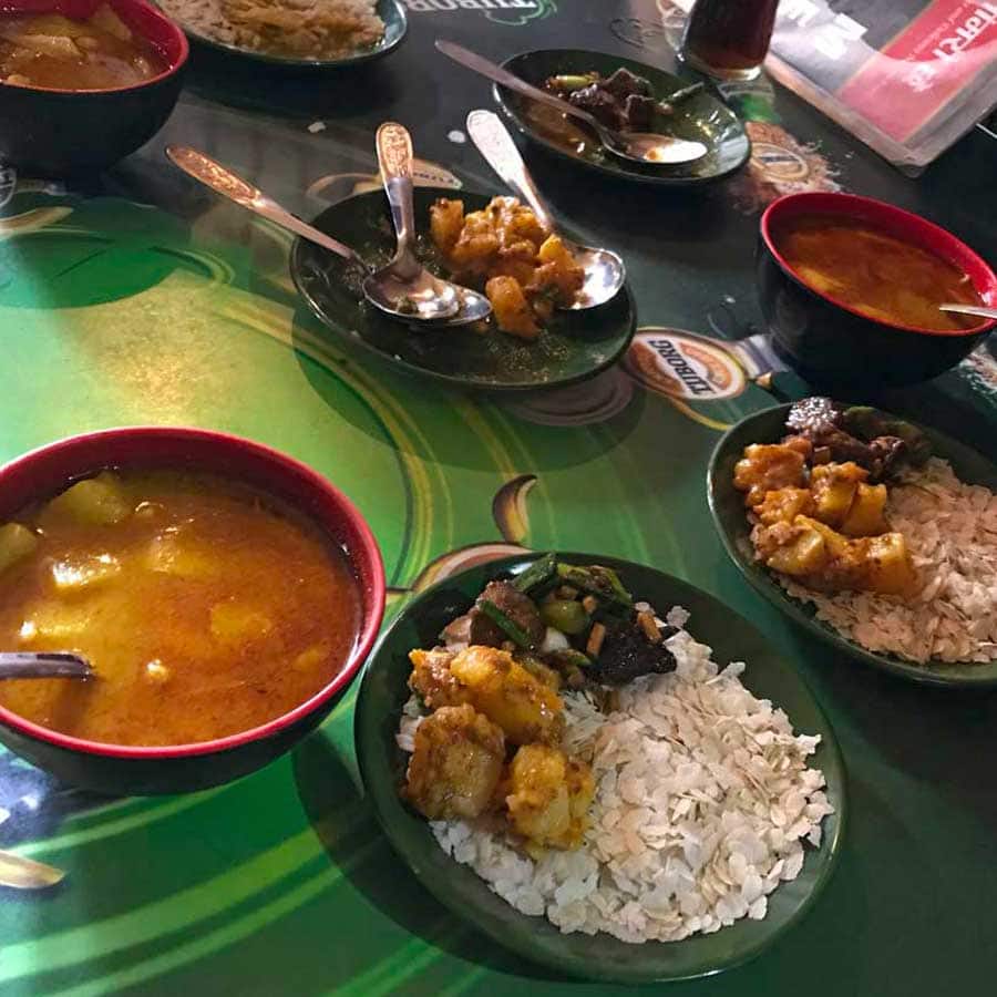 Pranzo a Kathmandu