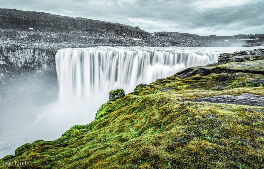 Dettifoss. Iceland's waterfalls are the stuff of legends. Gullfoss, Skogafoss, the Falls of the Gods - these beautiful places are a must for your travel bucket list. 18-must see waterfalls, complete with a map to help you plan your trip #travel #iceland #bucketlist