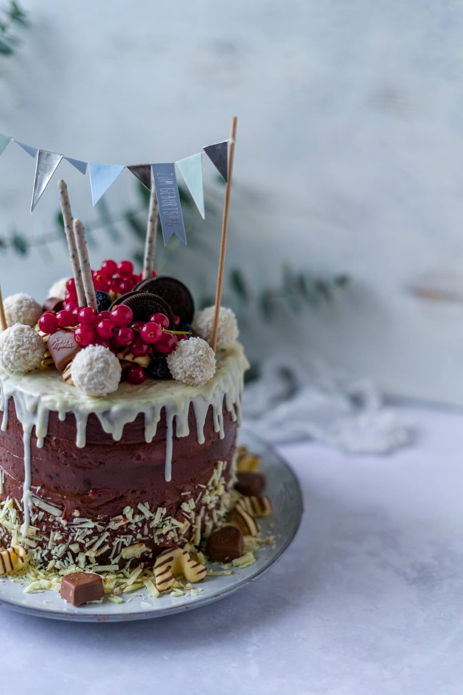 Nutella-Himbeer-Drip Cake