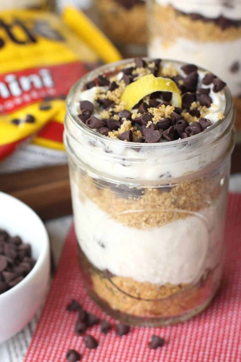 Cannoli Cheesecake Jars pin