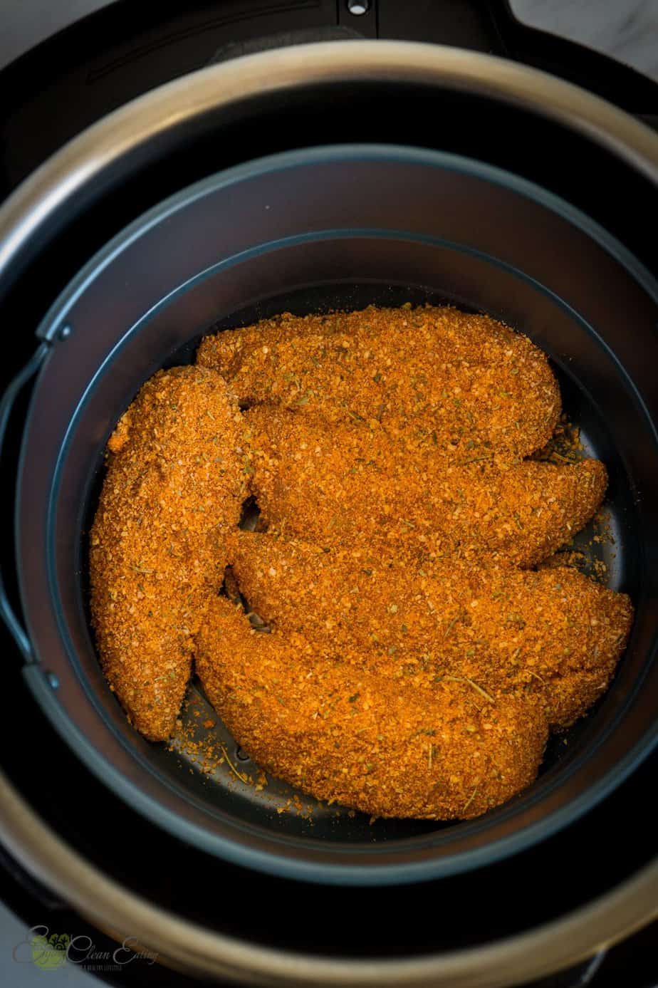 inside instant pot air fryer lid