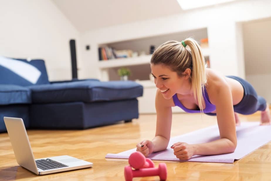 A girl has online connection with instructor