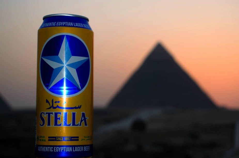 Getting a beer near the pyramids alcoholic drinks in egypt
