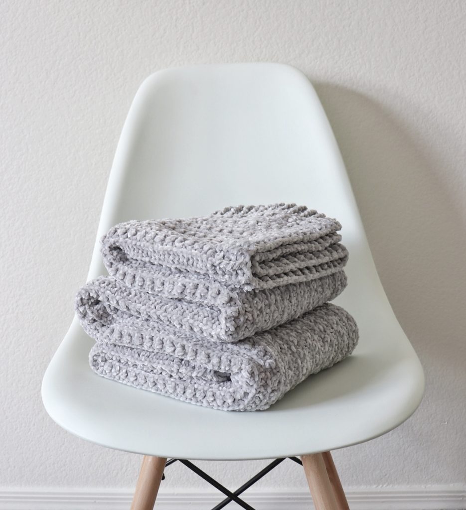 Crochet Velvet Berries Throw