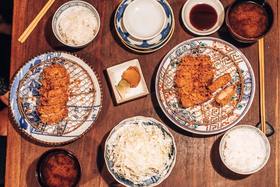 Beyond The Sushi Train 15 Must Try Japanese Food in Tokyo Japan 3 L Tonkatsu dinner for two at Butagami | Must Eat restaurants in Japan
