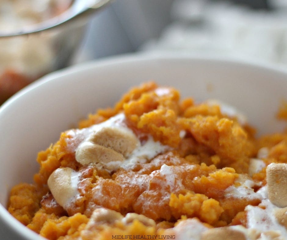 Weight Watchers sweet potato casserole is a great healthy side dish recipe. You can make this delicious baked sweet potatoes recipe for holidays and more!