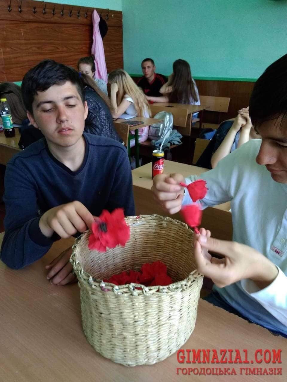 Про заходи з підготовки і відзначення у 2018 році Дня пам'яті та примирення і 73-ї річниці перемоги над нацизмом у Другій світовій війні 0 02 04 e09299b287283b35d7d4410017f6a5f6ebc46325707c4532a7cc2a20598d0d8b full - Про заходи з підготовки і відзначення у 2018 році Дня пам'яті та примирення і 73-ї річниці перемоги над нацизмом у Другій світовій війні