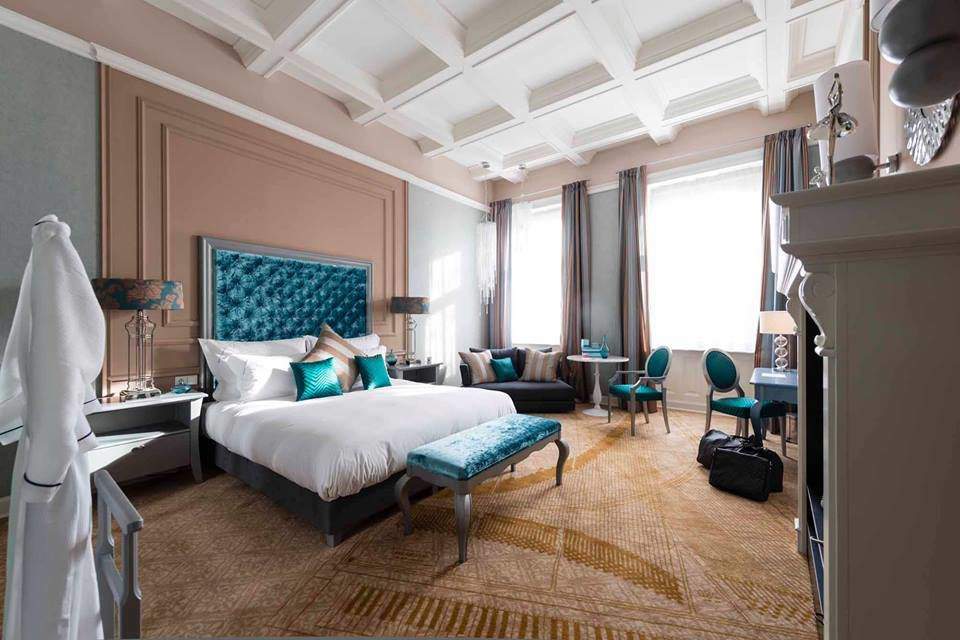 www.facebook.com/AriaHotelBudapest