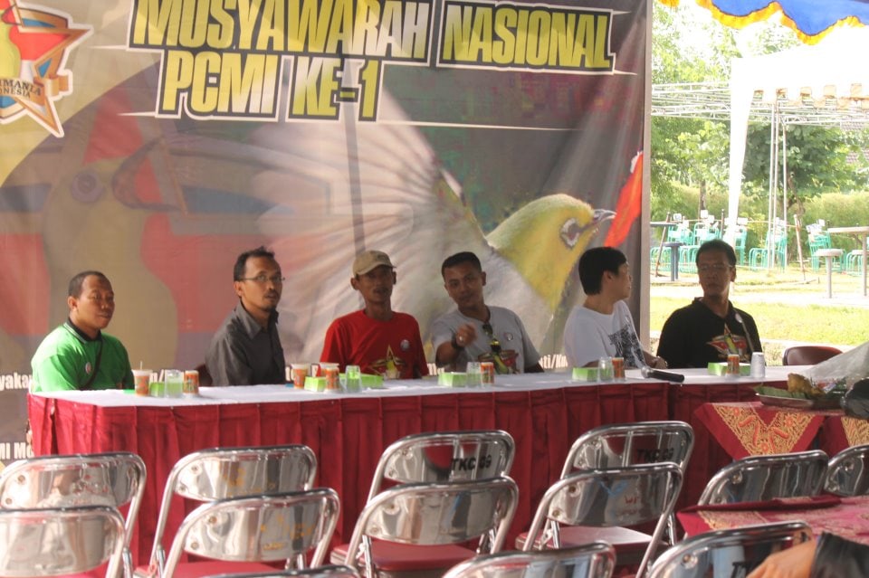 Om Ige - kedua dari kiri - ketika jadi salah satu narasumber Munas PCMI I Jogja Om Ige - kedua dari kiri - ketika jadi salah satu narasumber Munas PCMI I Jogja