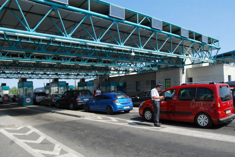 Horgoš: albanski građani švercovali drogu Horgoš: albanski građani švercovali drogu