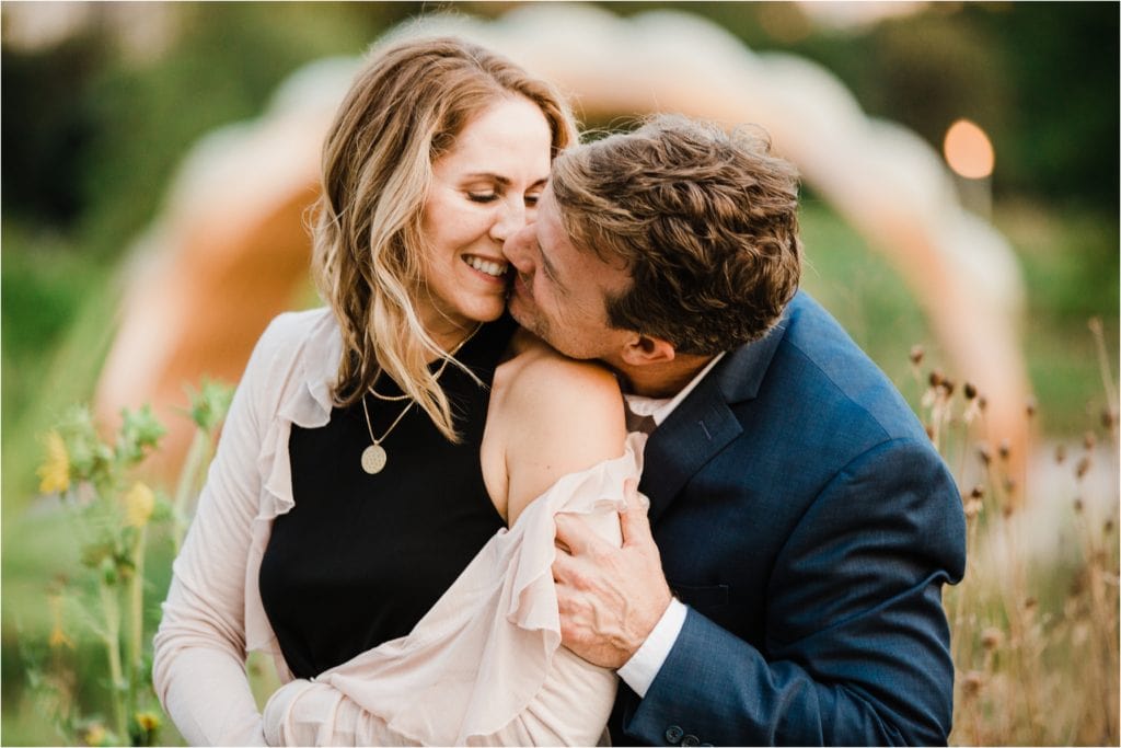 Chicago Lincoln Park engagement portraits with Honeycomb in the background
