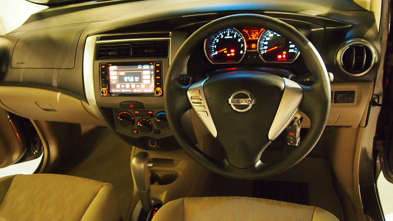 Nissan Grand Livina Gets A Makeover For 2014