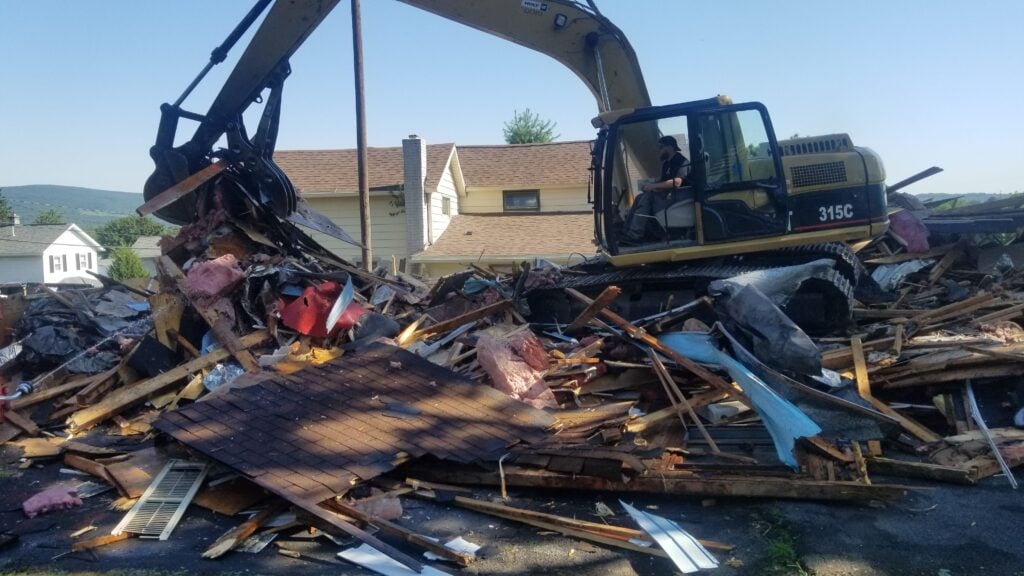 How To Demolish A House in Scranton, Pennsylvania