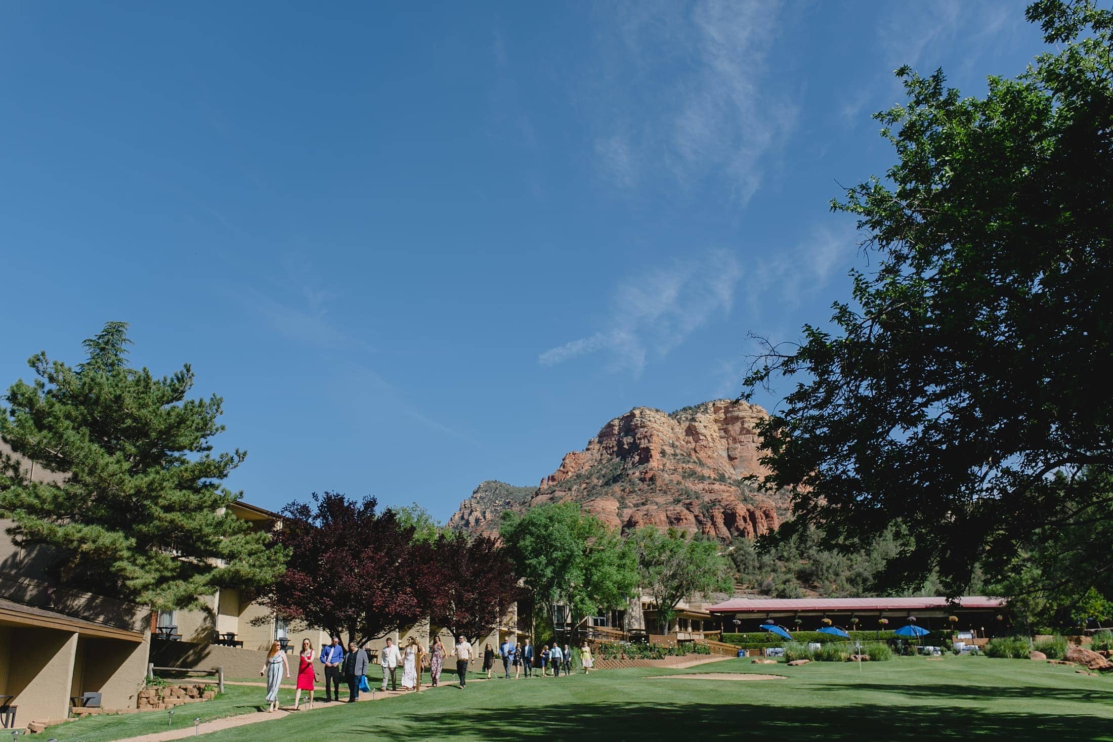 dog-friendly-poco-diablo-sedona-wedding_0005