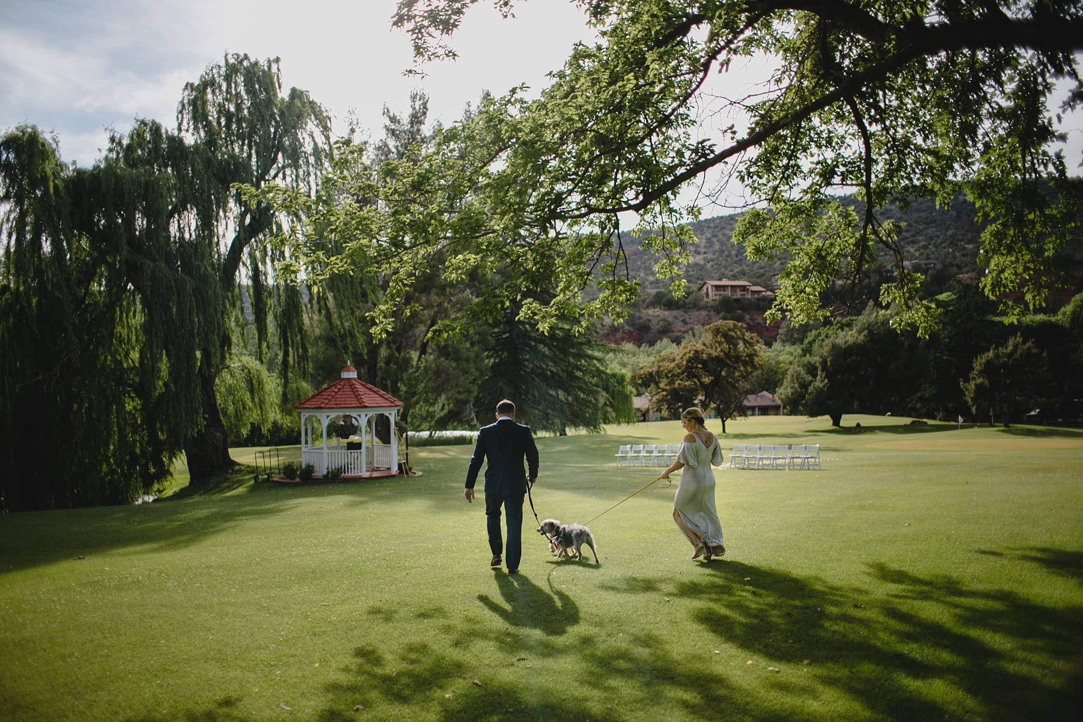 dog-friendly-poco-diablo-sedona-wedding_0016