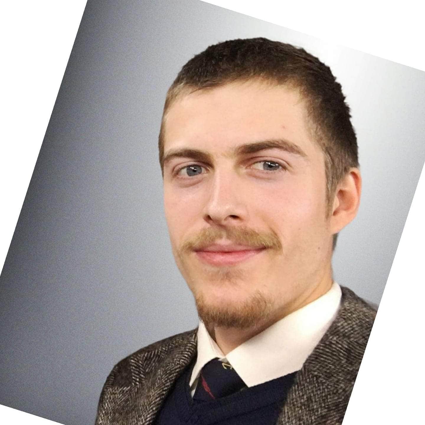 Алекси Бельов