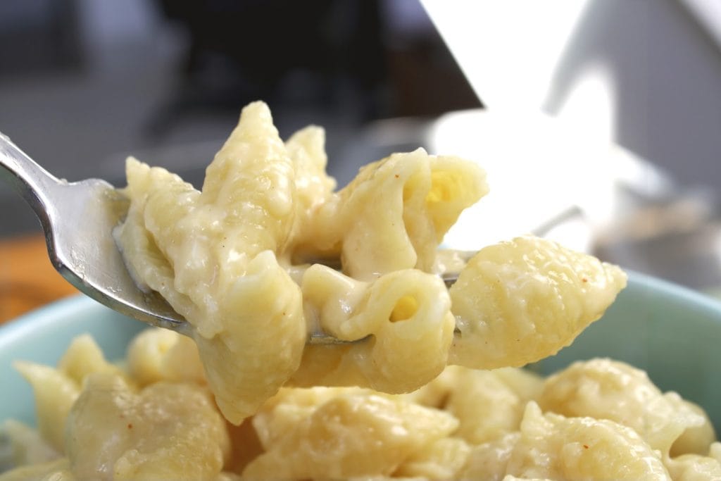 white cheddar mac and cheese