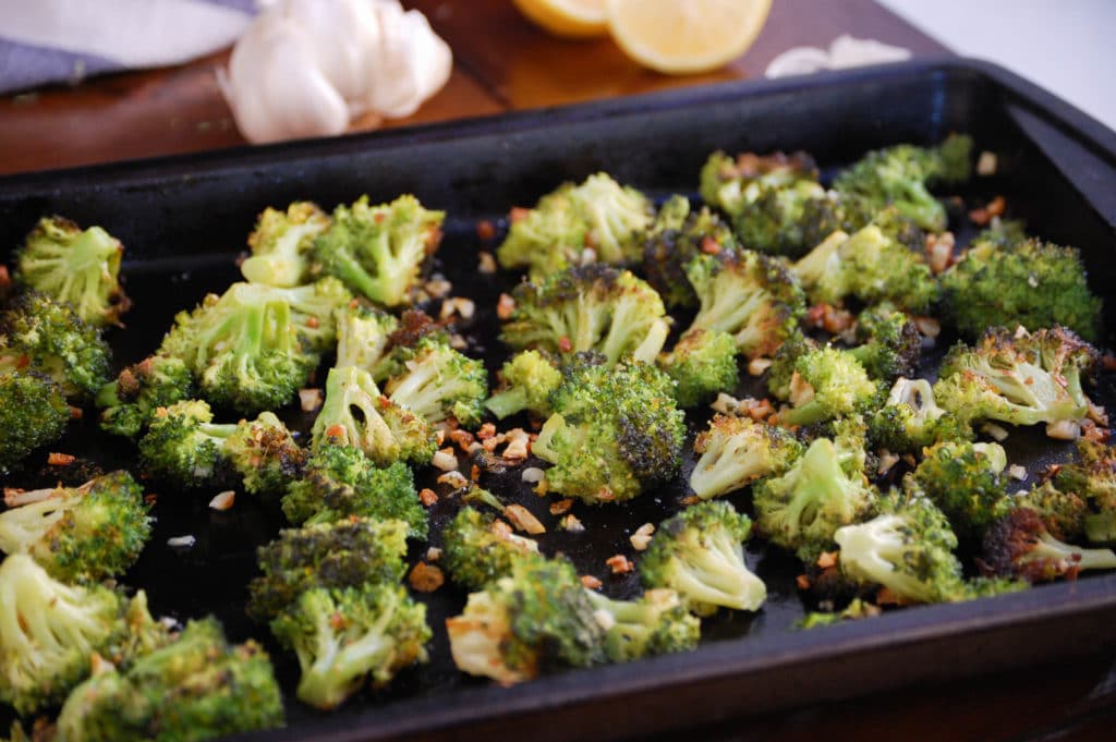 garlicky roasted broccoli