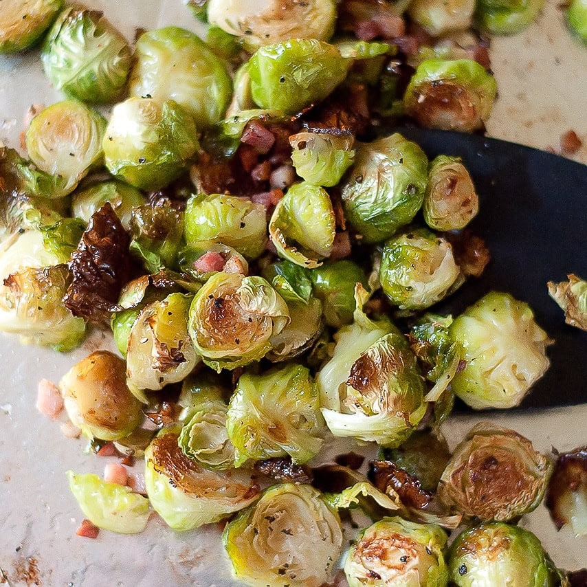 balsamic-roasted brussels sprouts