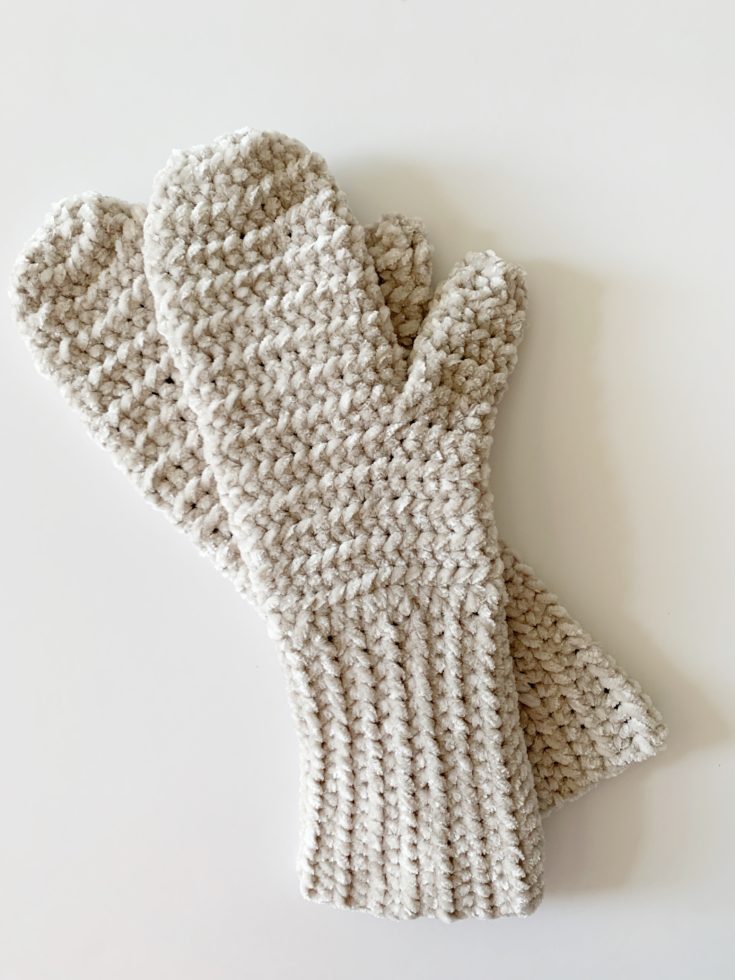 Crochet Velvet Mittens