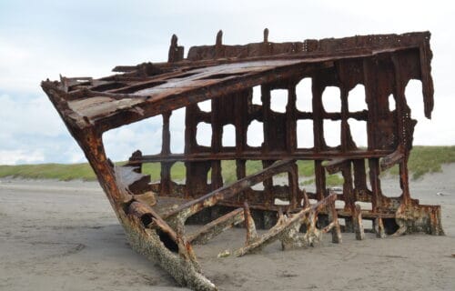 History & Where to See the Peter Iredale Shipwreck – Oregon Coast Travel