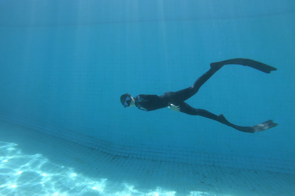 Dynamic apnea freediving