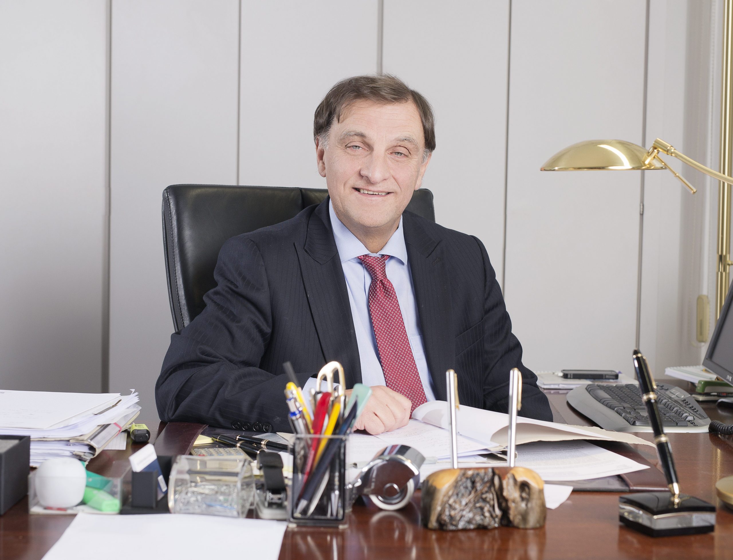 Dr. Trutz Graf Kerssenbrock Dr. Trutz Graf Kerssenbrock