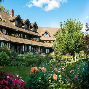 Trapp Family Lodge with flowers_itinerary
