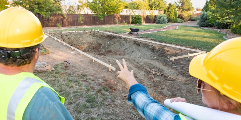 Swimming Pool Contractors: Things to Consider Before Hiring