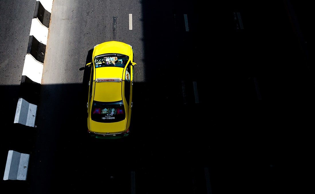 werbevideo-schnelles-auto-videograf-weltweit-berlin-