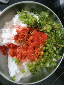 Mooli Ka Paratha filling