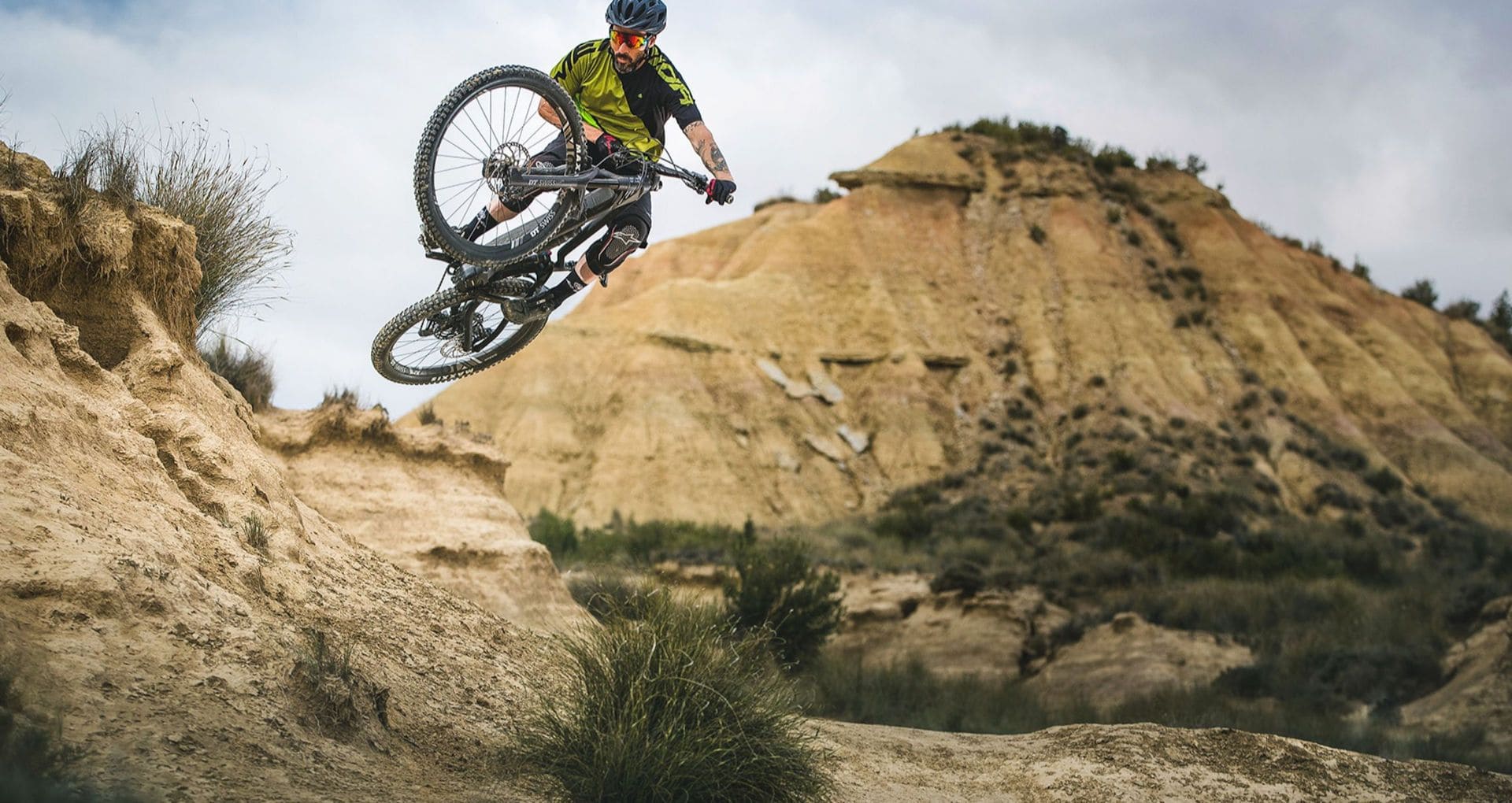 enduro_jump2 Enduro MTB bike holiday spain