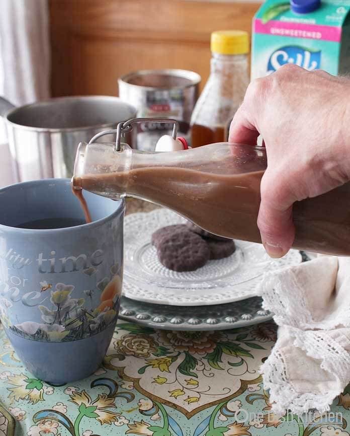coffee creamer and coffee