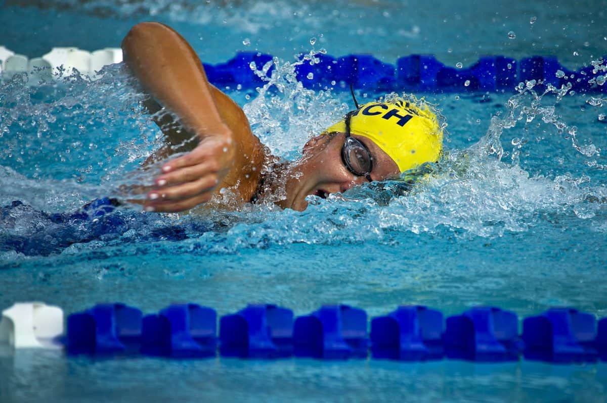 Swimming-for-Weight-Loss-How-Does-it-Work-1200x798.jpg