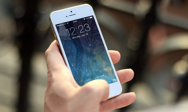 iphone-410324_640 692156510
