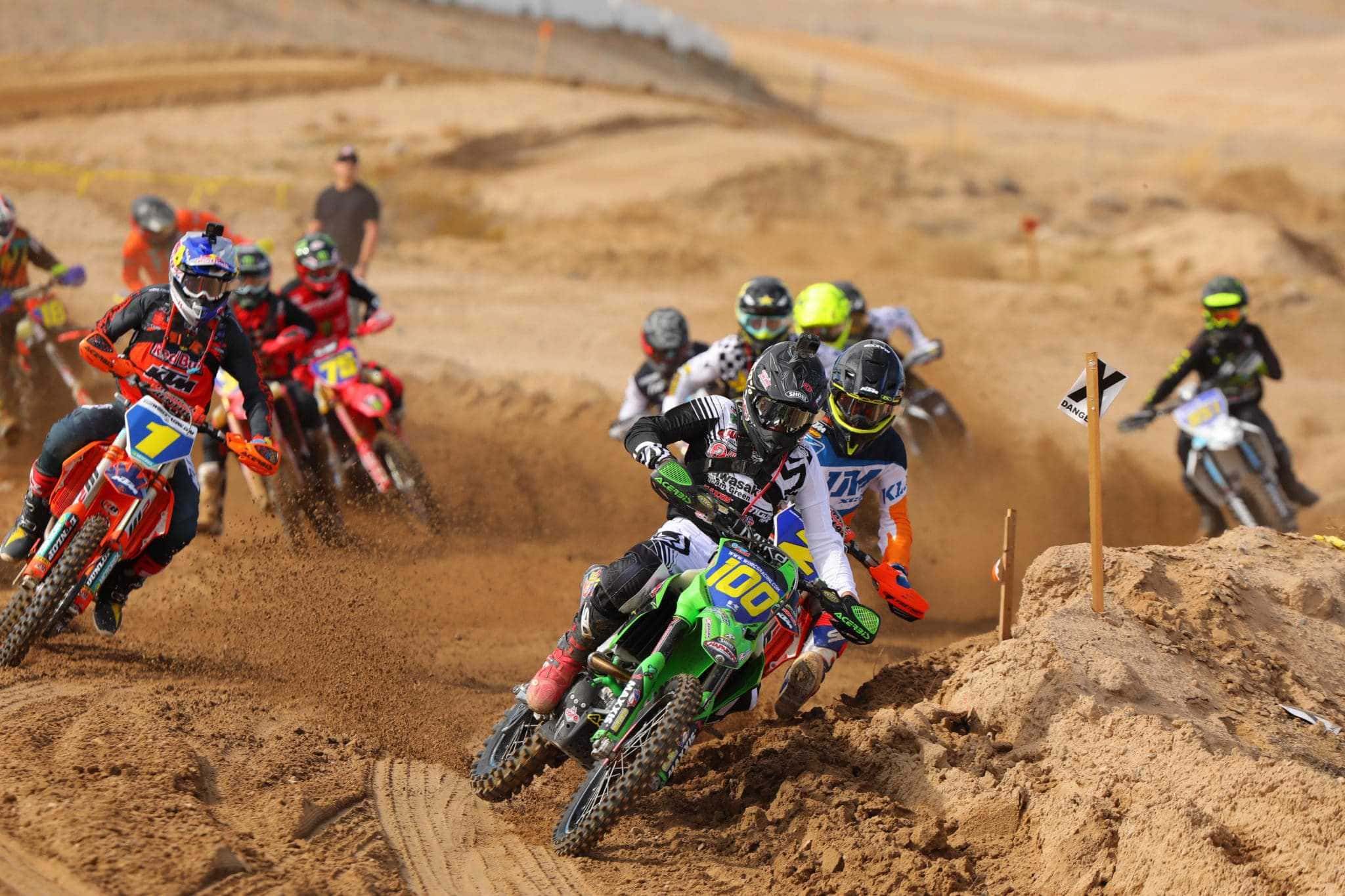 Zach Bell riding his KX450 at the 2020 Primm WORCS race