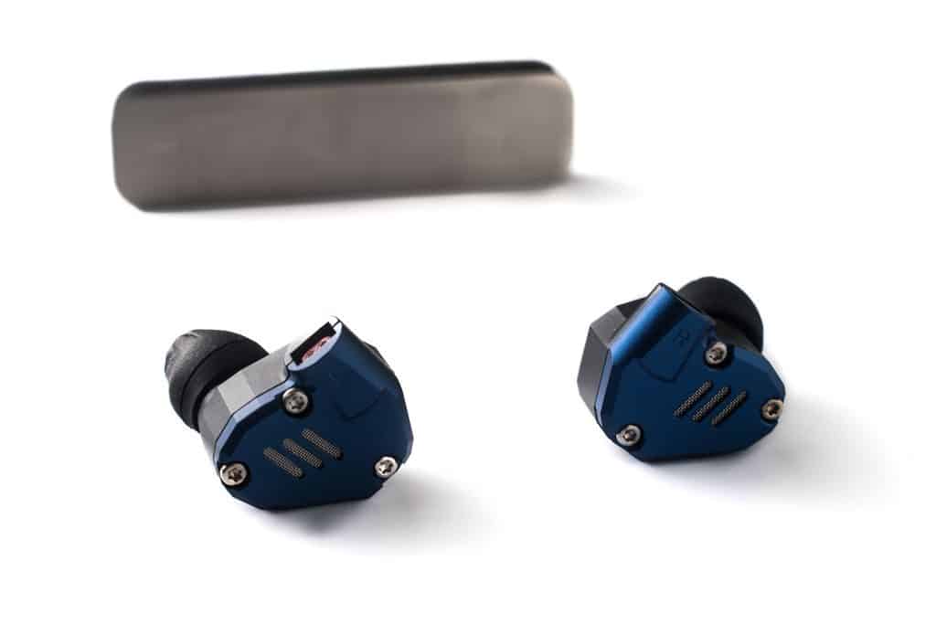ZS7 faceplates with plaque