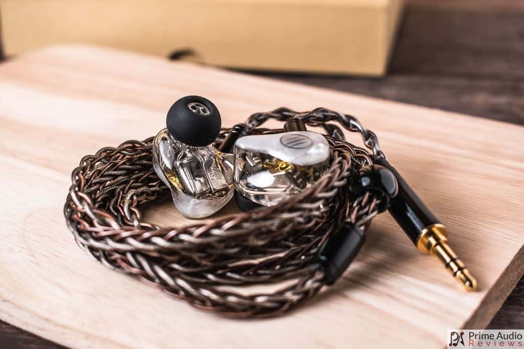 IEM Internals with braided cable