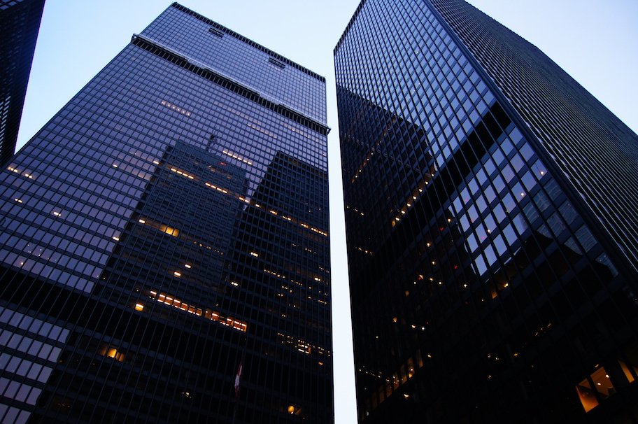 Outsourcing Companies vs Service Agencies – Be Aware of These Differences!