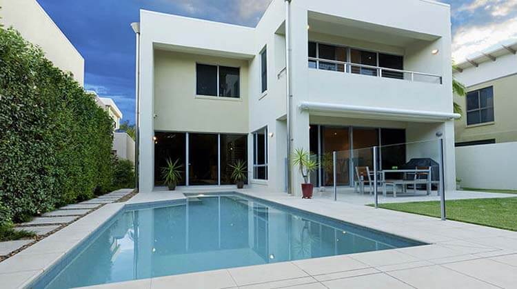 Centro de piscinas “Tesco”