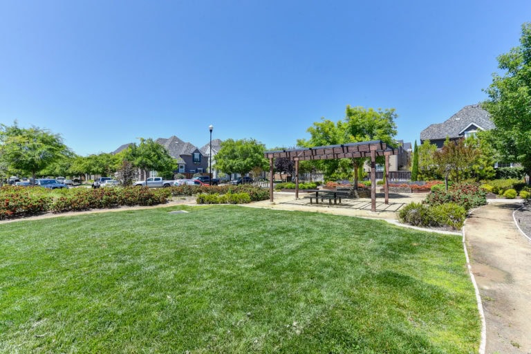 1349 Piper Place, Roseville 95747