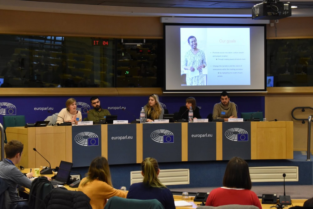 SB OverSeas présente son programme de volontariat au parlement européen