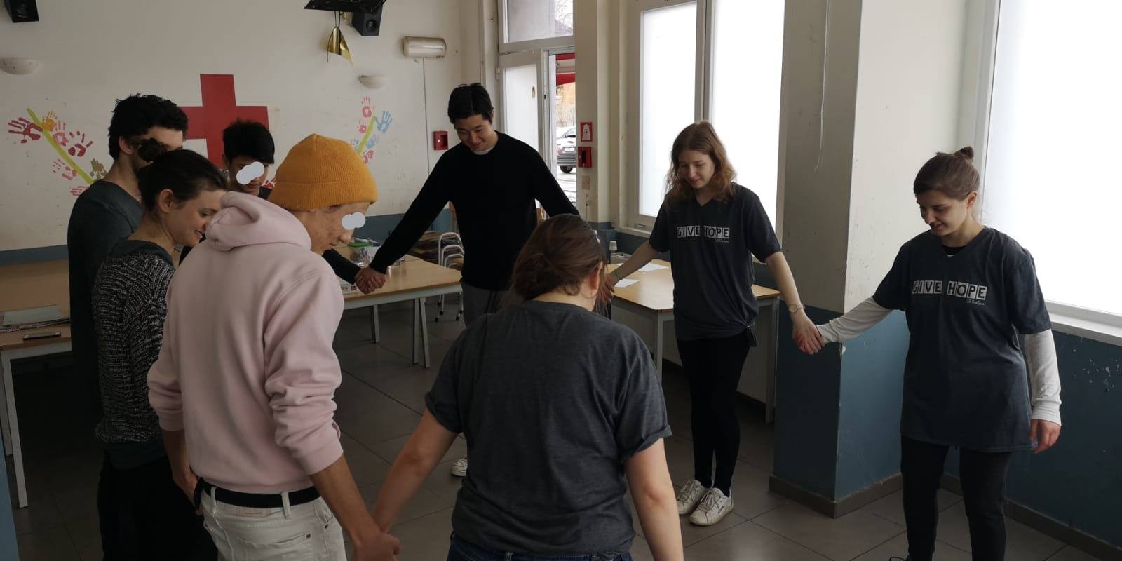 Syrian refugee youth teaches SB Espoir volunteers Dabke!